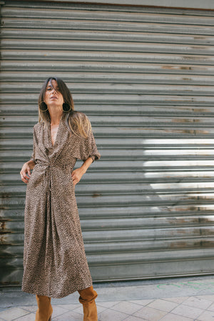 robe-linda-leopard-plume-paris